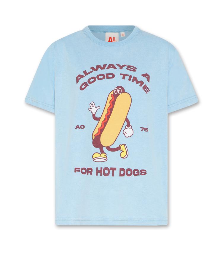 mat t-shirt hot dog sky blue
