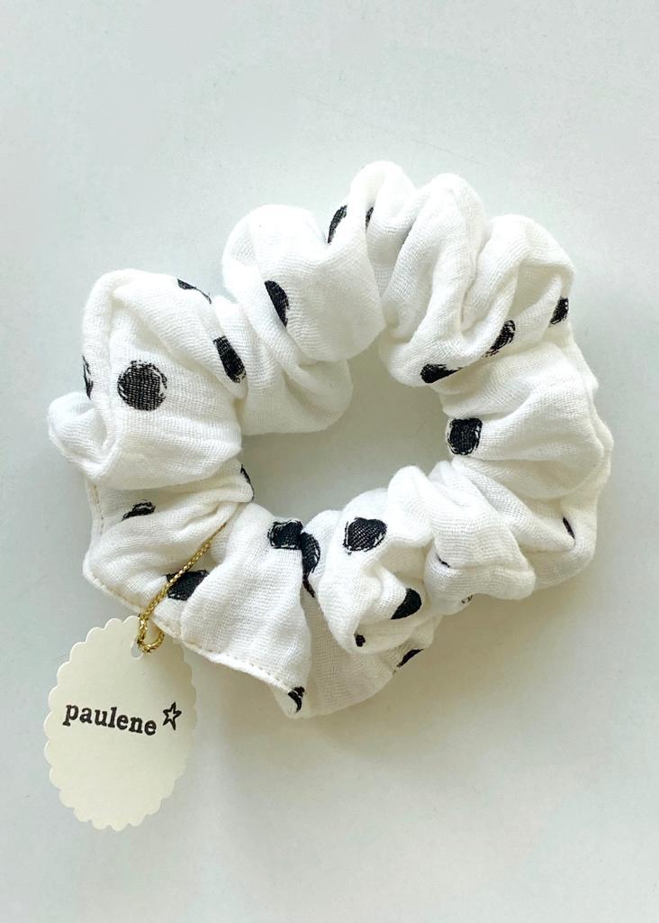Scrunchie dot white