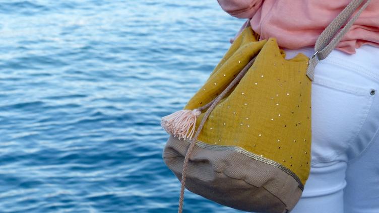 tasselbag glitter honey